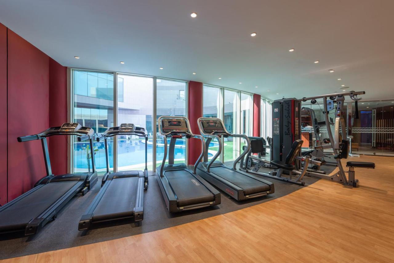 Ramada Hotel & Suites By Wyndham Al Qassim Al Bukayriah Esterno foto The gym at the hotel